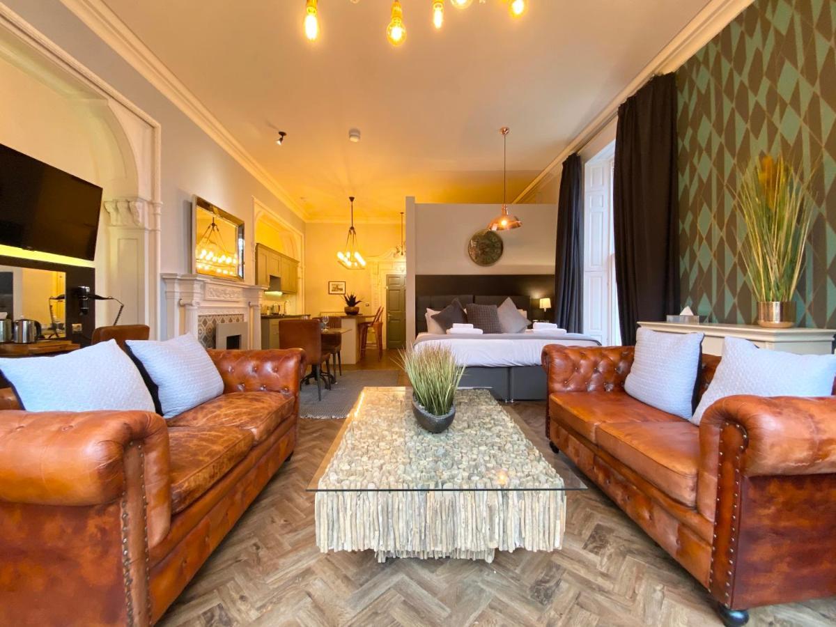 The Deakin At Claremont Serviced Apartments Лийдс Екстериор снимка