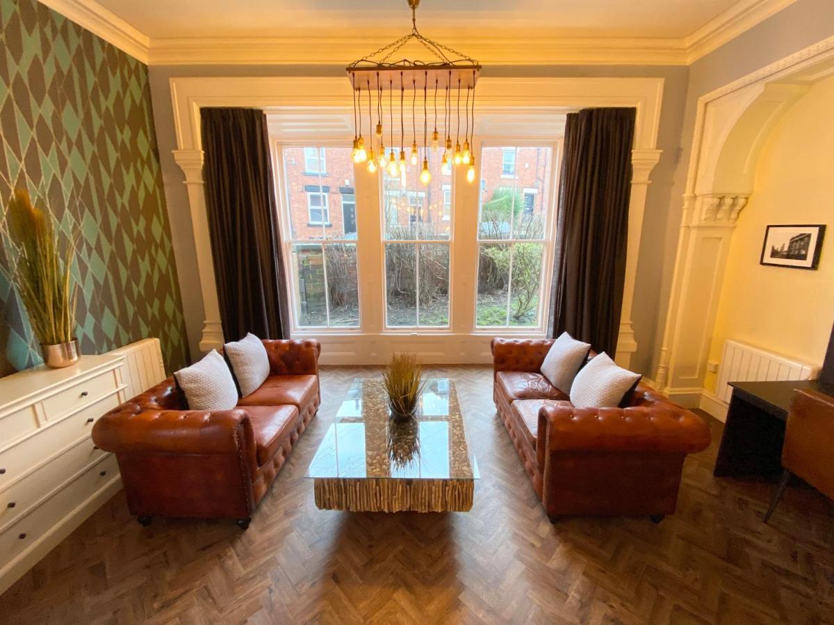 The Deakin At Claremont Serviced Apartments Лийдс Екстериор снимка